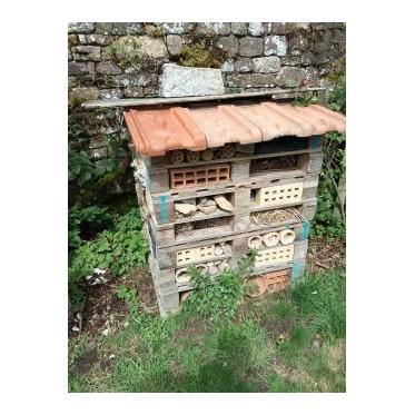 Fabrication d'un hôtel à insectes